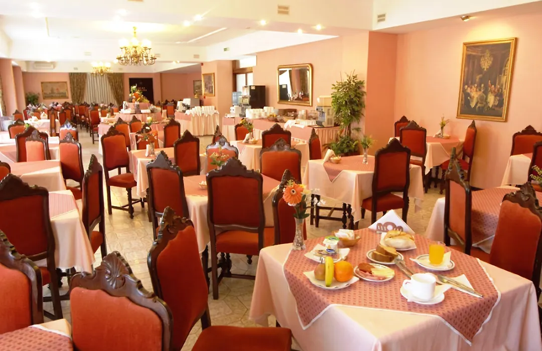 Hotel Afonso V & Spa-1